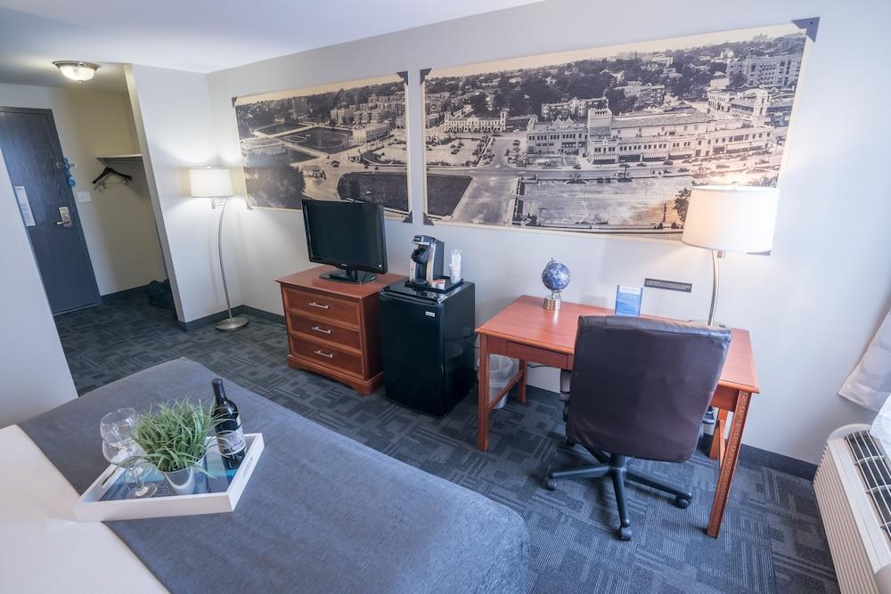 Hotel Westport Kansas City, Tapestry Collection By Hilton Exteriör bild