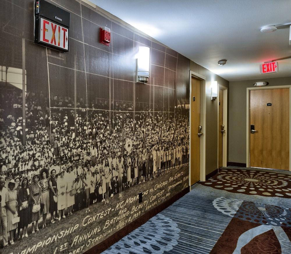 Hotel Westport Kansas City, Tapestry Collection By Hilton Exteriör bild
